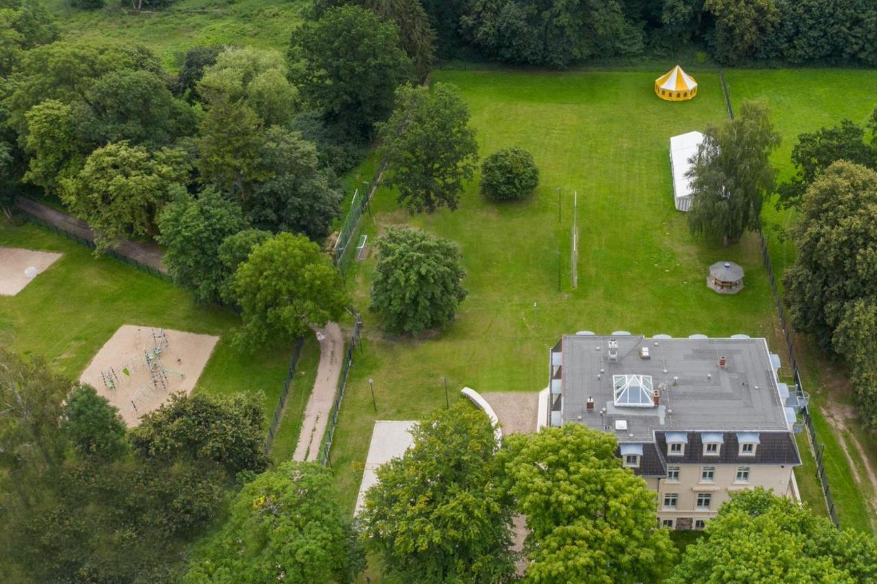 Familienhotel Schloss Leizen Bioverpflegung Exteriör bild