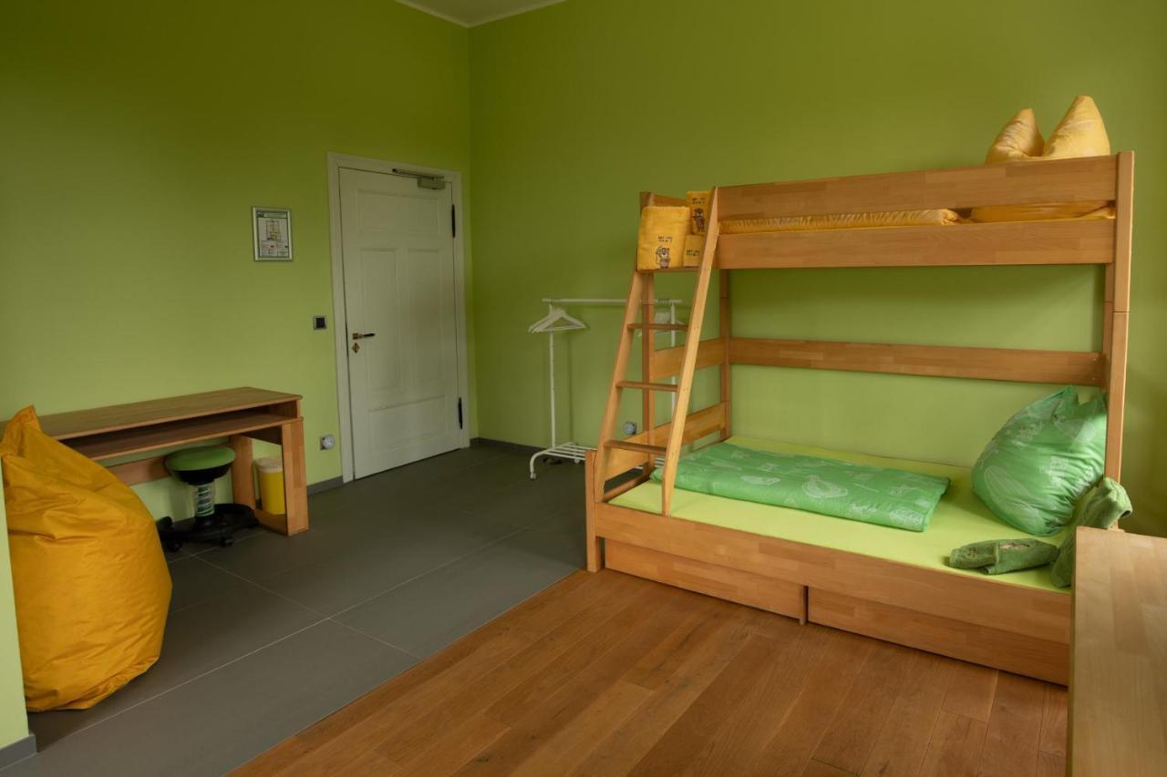 Familienhotel Schloss Leizen Bioverpflegung Exteriör bild
