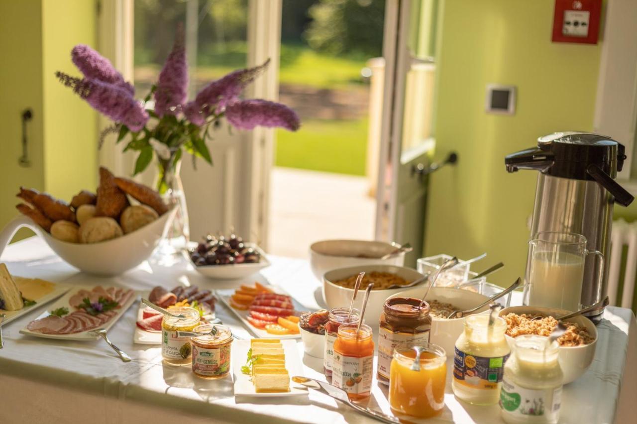 Familienhotel Schloss Leizen Bioverpflegung Exteriör bild