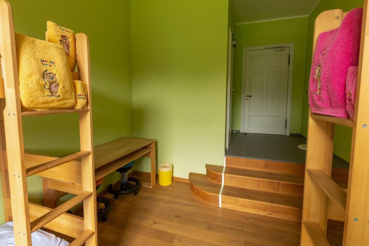 Familienhotel Schloss Leizen Bioverpflegung Exteriör bild